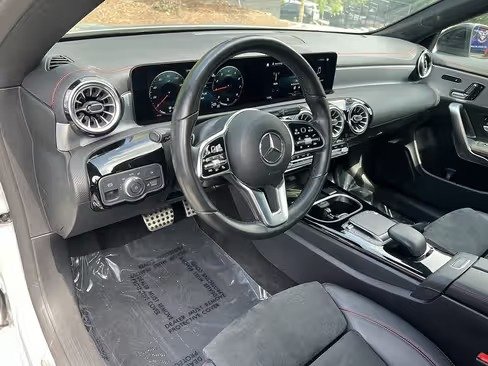 صورة السيارة