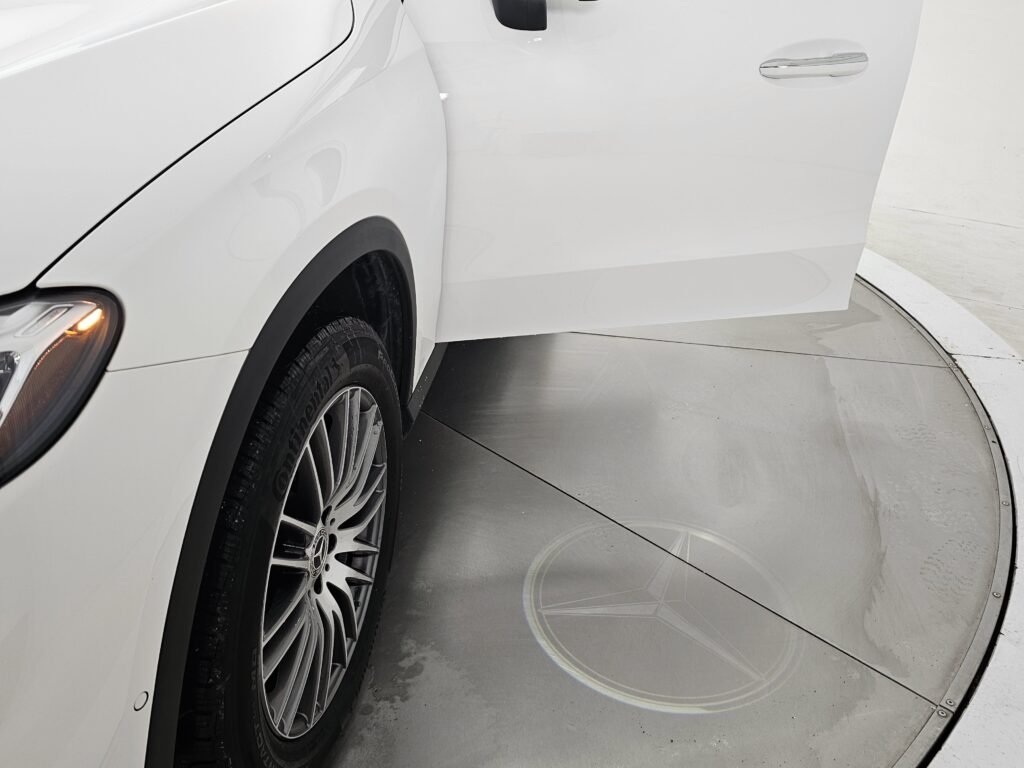 صورة السيارة