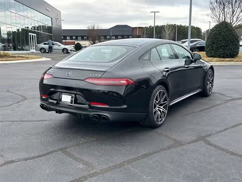 صورة السيارة