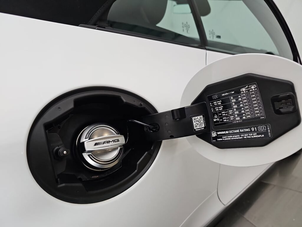 صورة السيارة