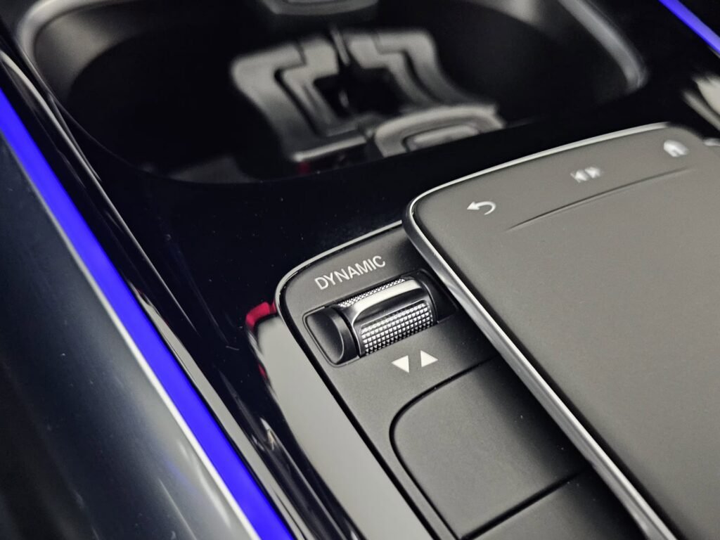 صورة السيارة