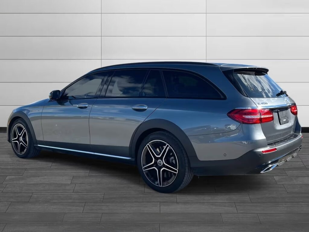 صورة السيارة