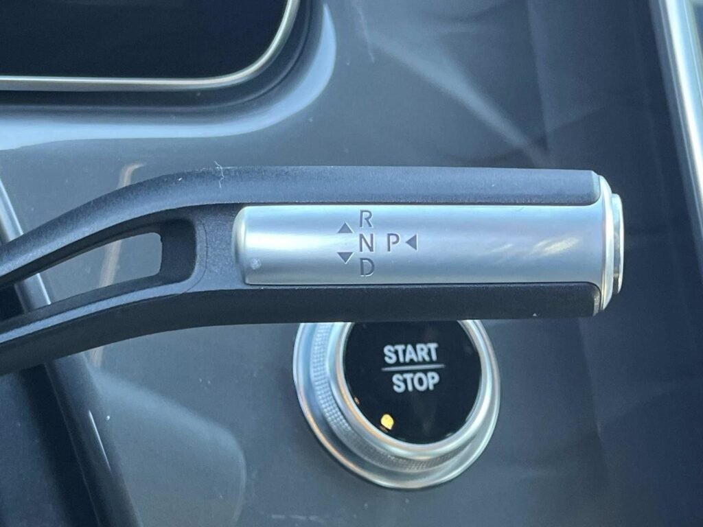 صورة السيارة