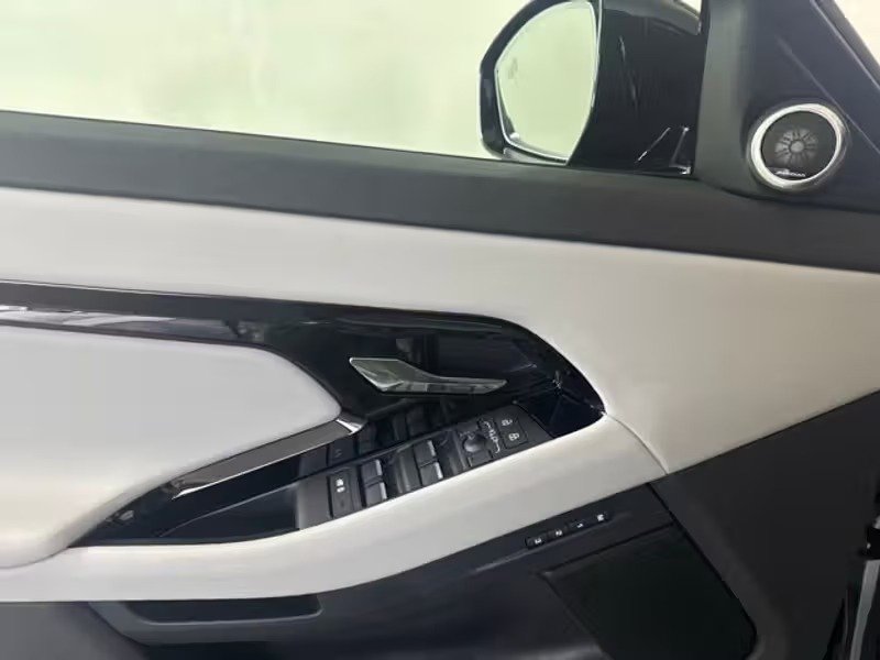 صورة السيارة