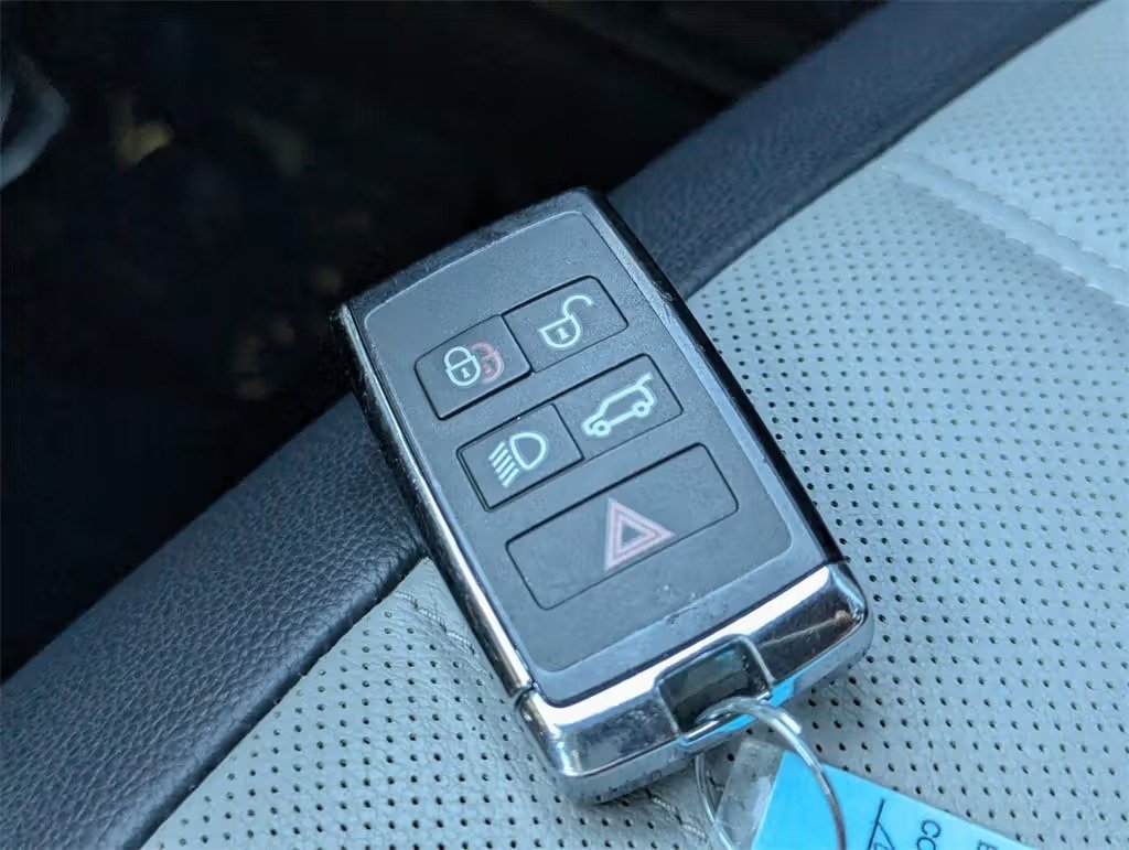 صورة السيارة