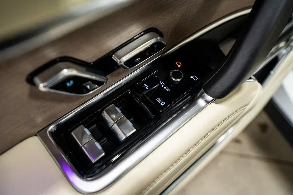 صورة السيارة