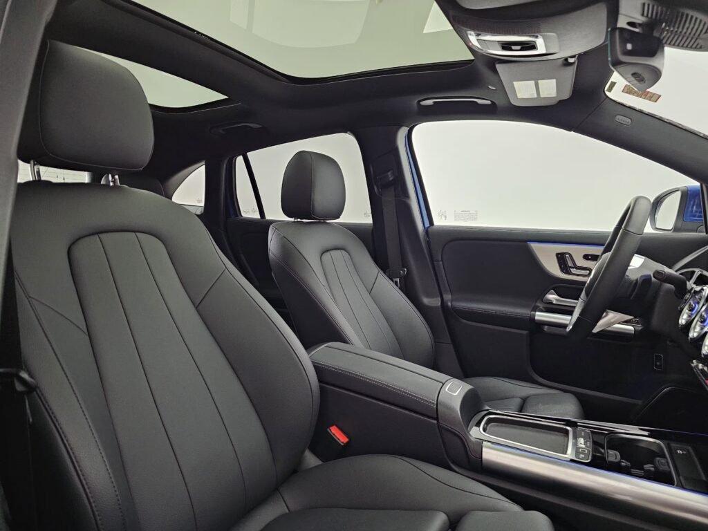 صورة السيارة