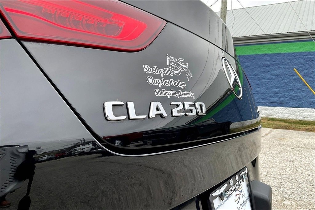 صورة السيارة