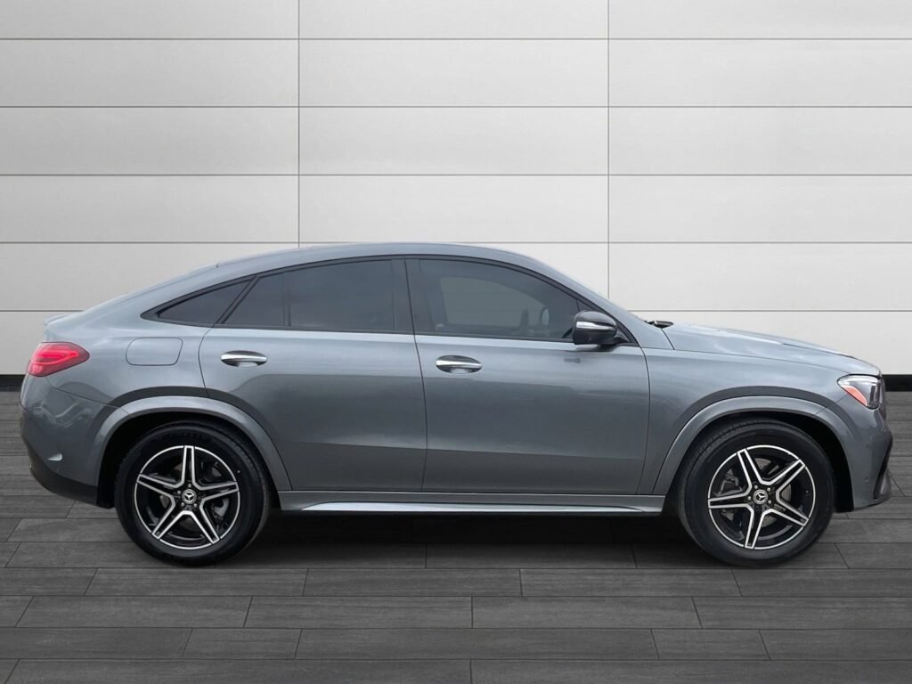 صورة السيارة