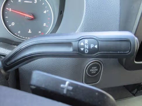 صورة السيارة