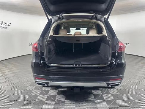 صورة السيارة