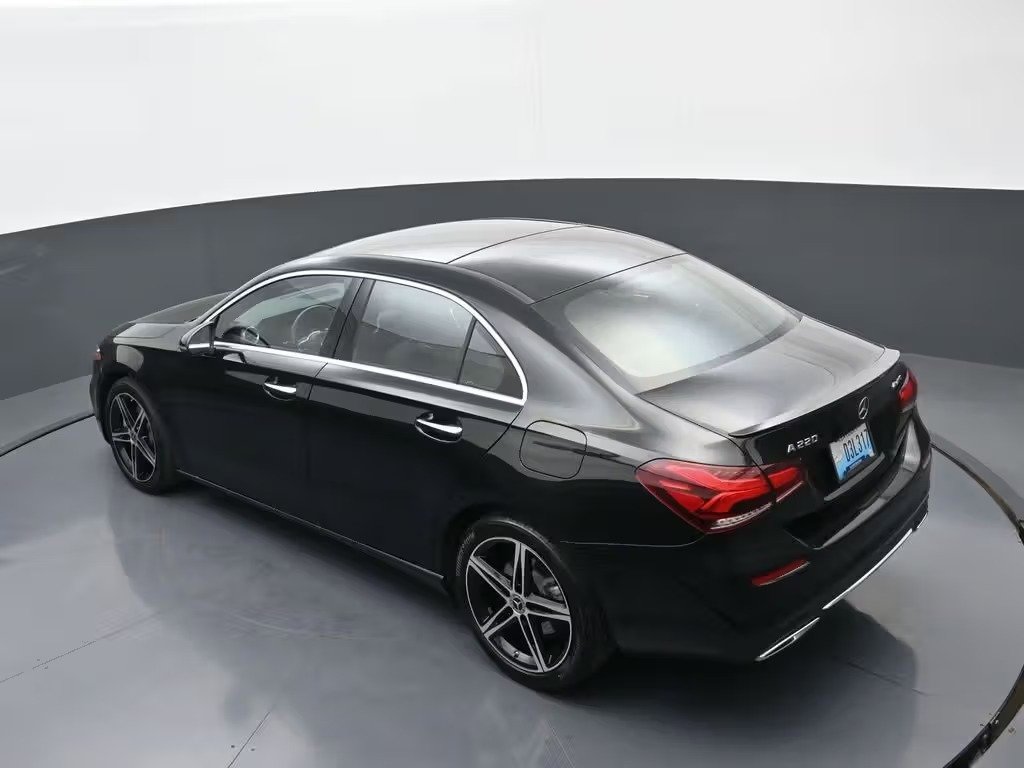 صورة السيارة