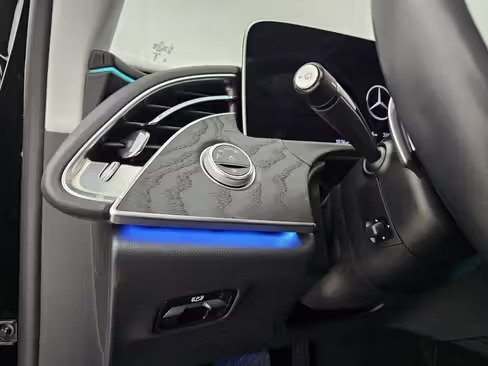 صورة السيارة