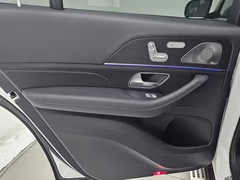 صورة السيارة