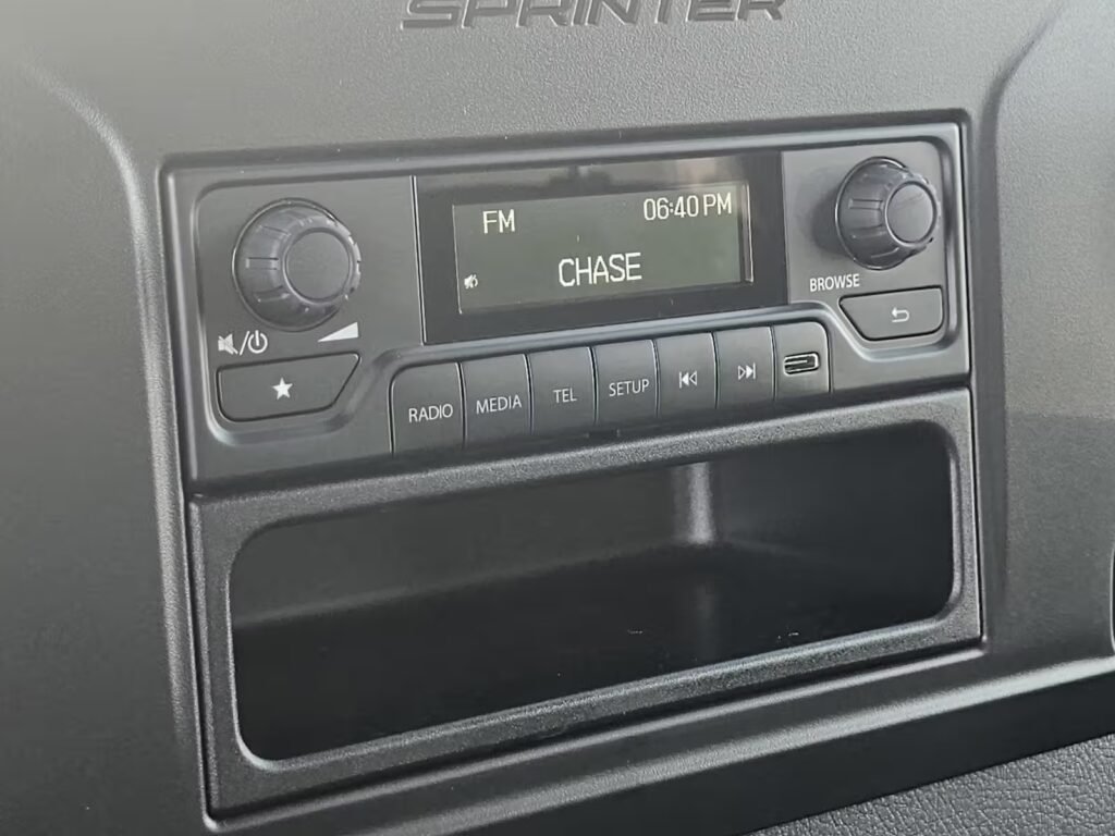 صورة السيارة