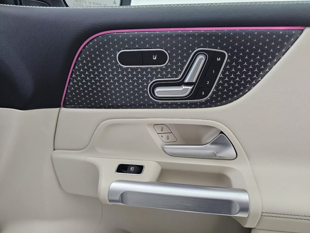 صورة السيارة