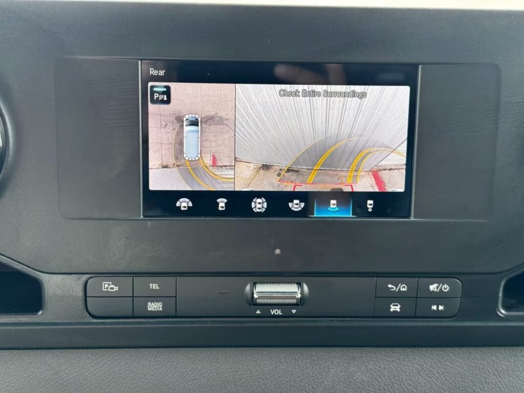 صورة السيارة