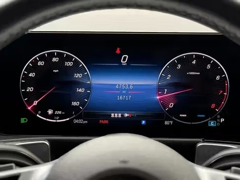 صورة السيارة