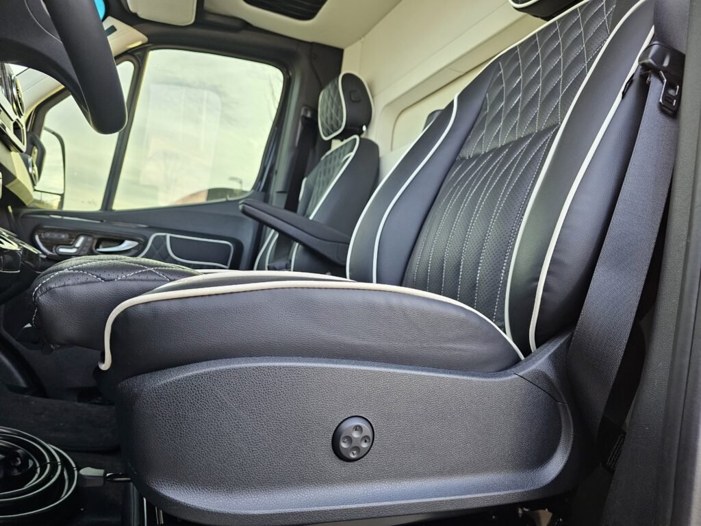 صورة السيارة