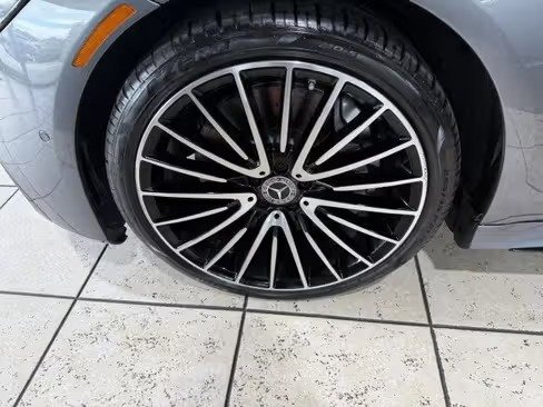 صورة السيارة