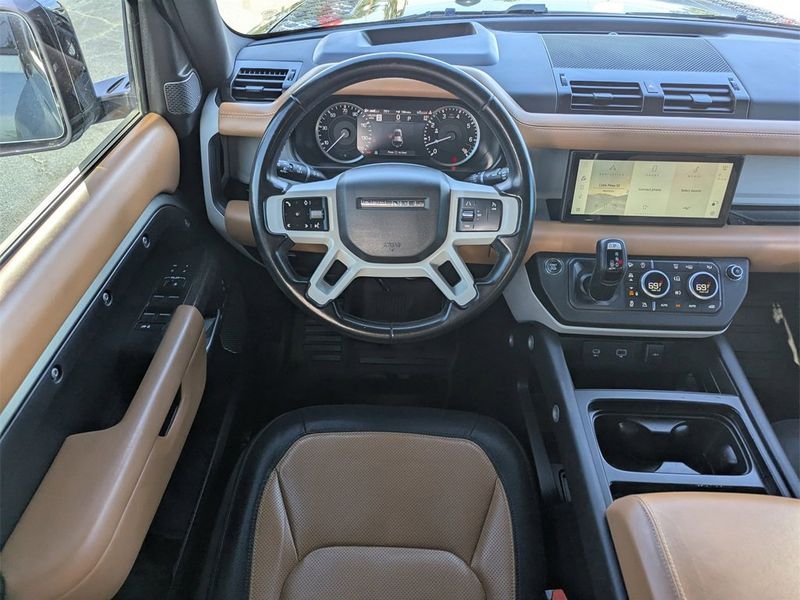 صورة السيارة