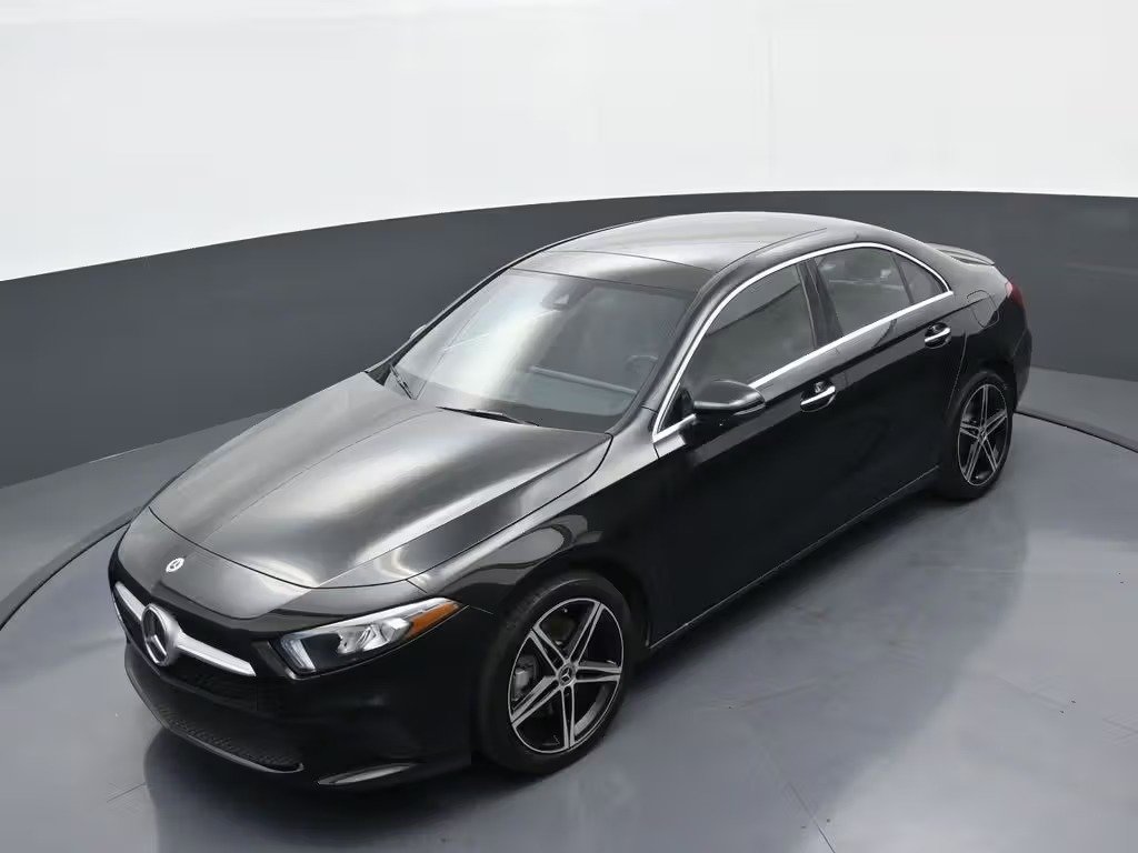 صورة السيارة