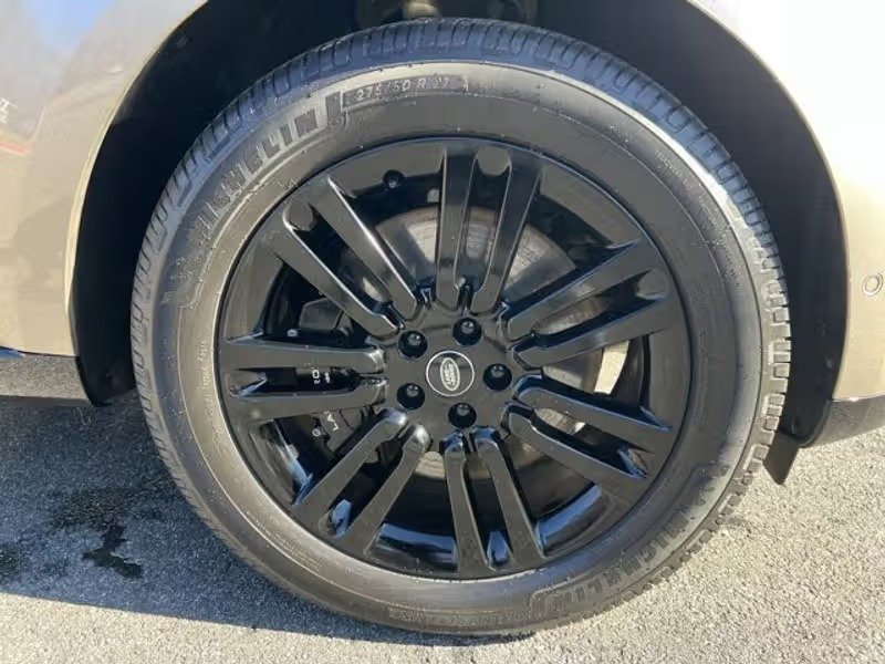 صورة السيارة