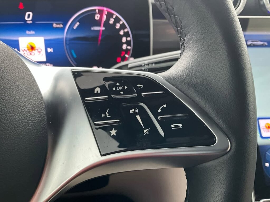 صورة السيارة