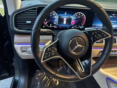 صورة السيارة