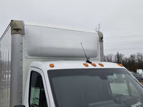 صورة السيارة