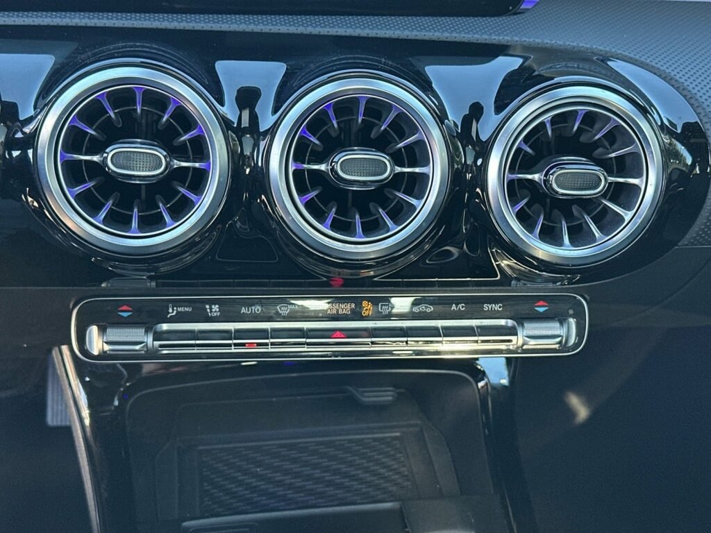 صورة السيارة