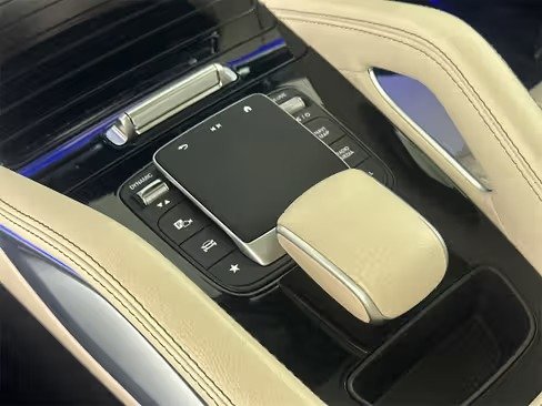 صورة السيارة