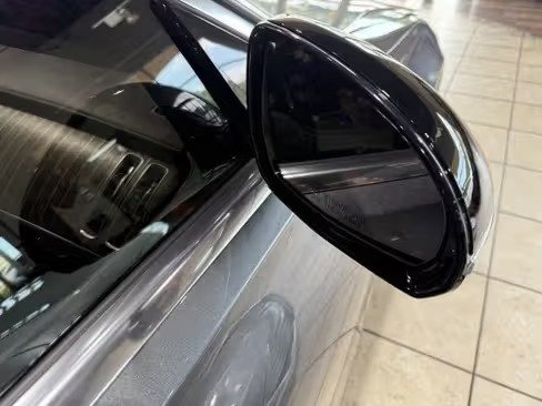 صورة السيارة