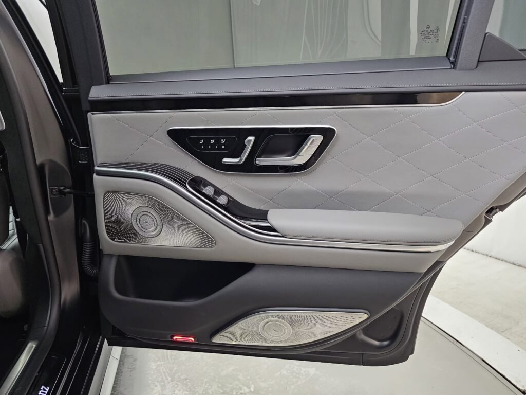 صورة السيارة