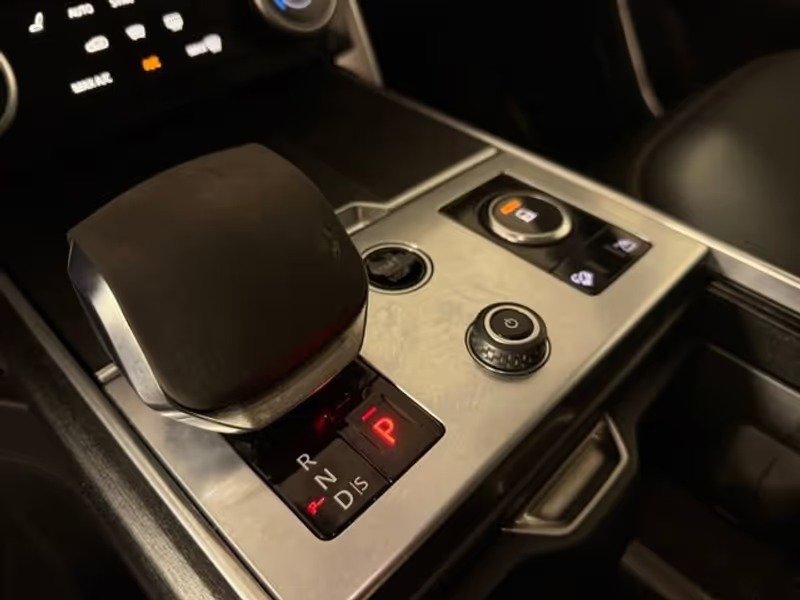 صورة السيارة