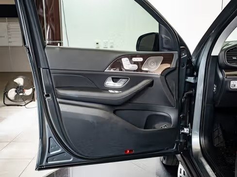 صورة السيارة