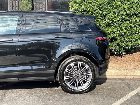 صورة السيارة