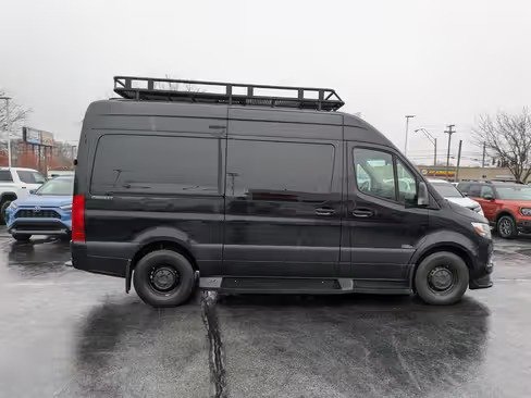 صورة السيارة