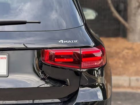 صورة السيارة