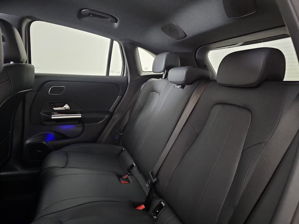 صورة السيارة