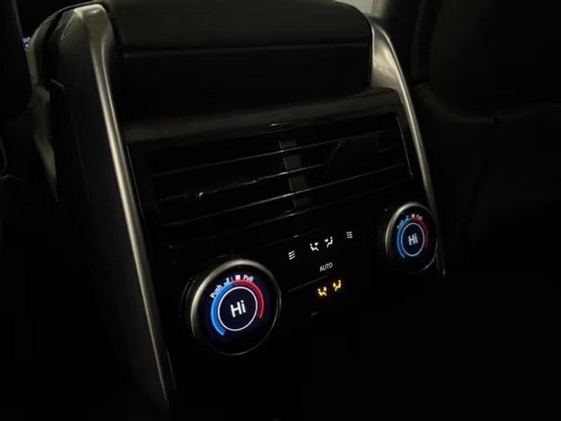 صورة السيارة