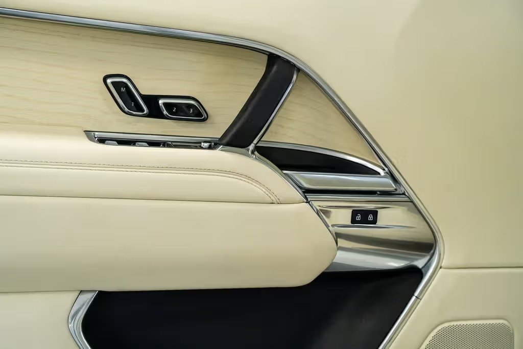 صورة السيارة