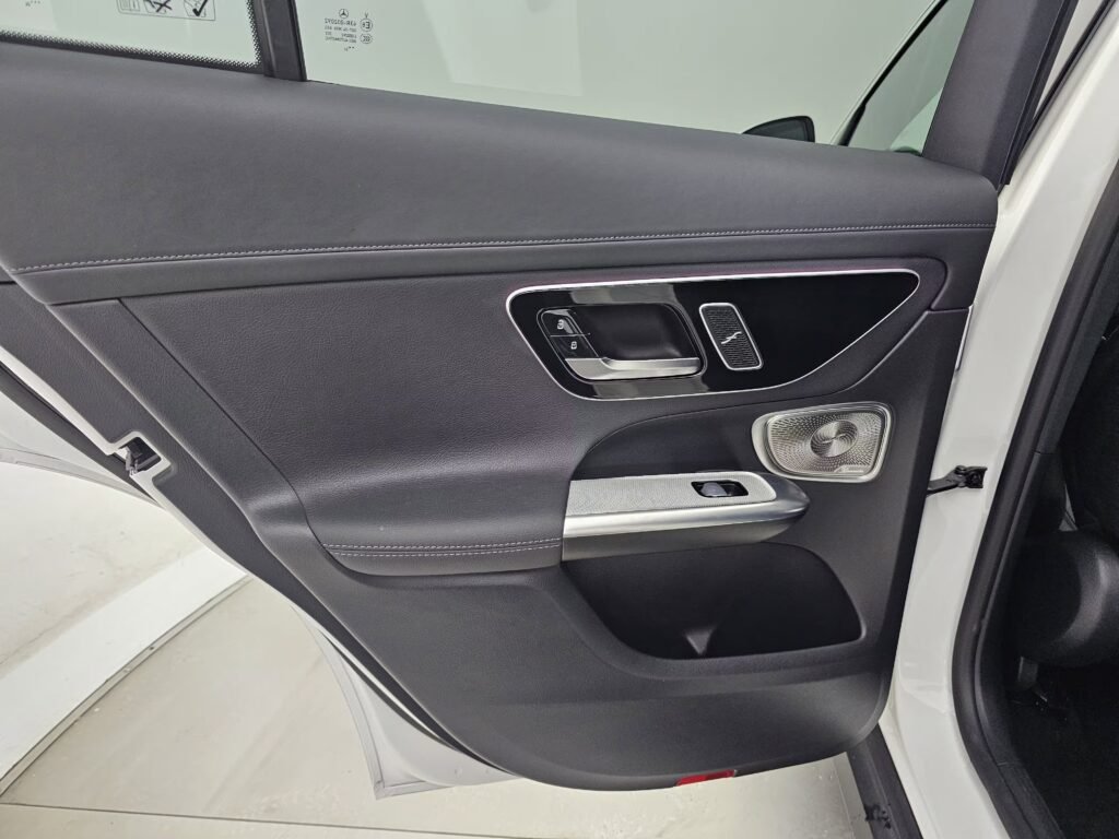 صورة السيارة