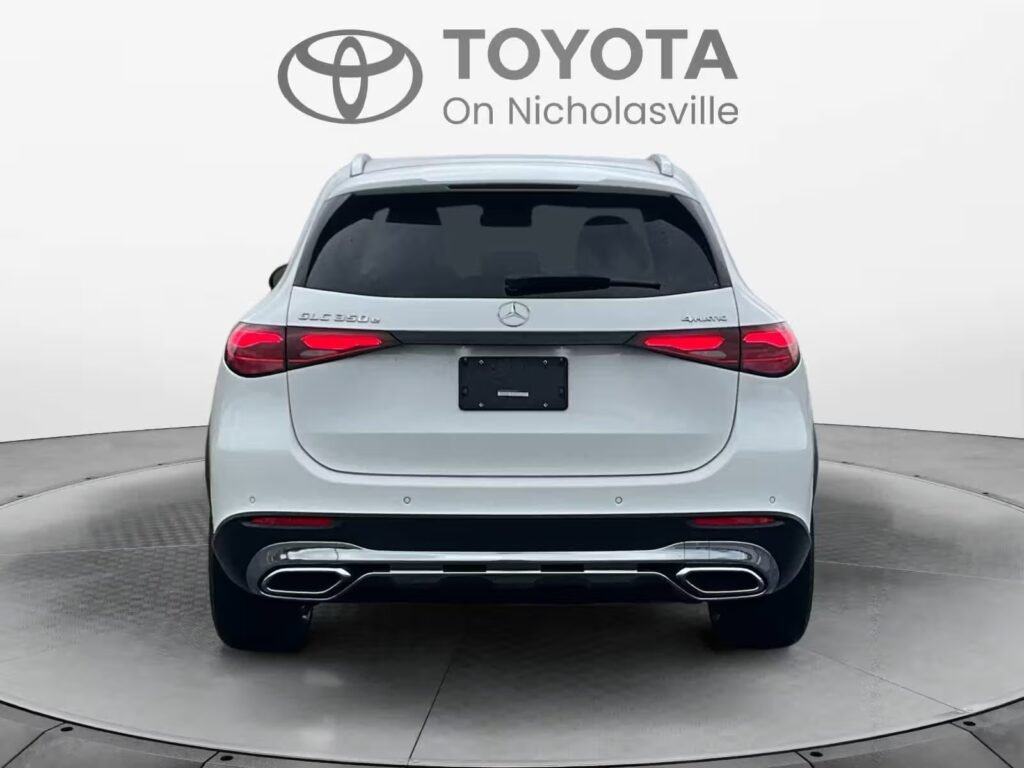 صورة السيارة