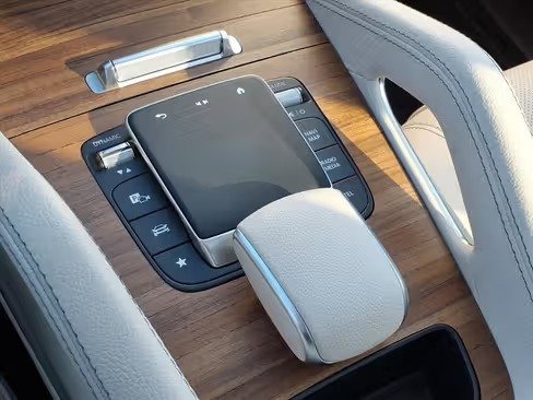 صورة السيارة