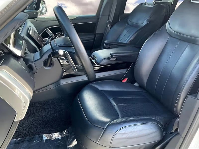 صورة السيارة