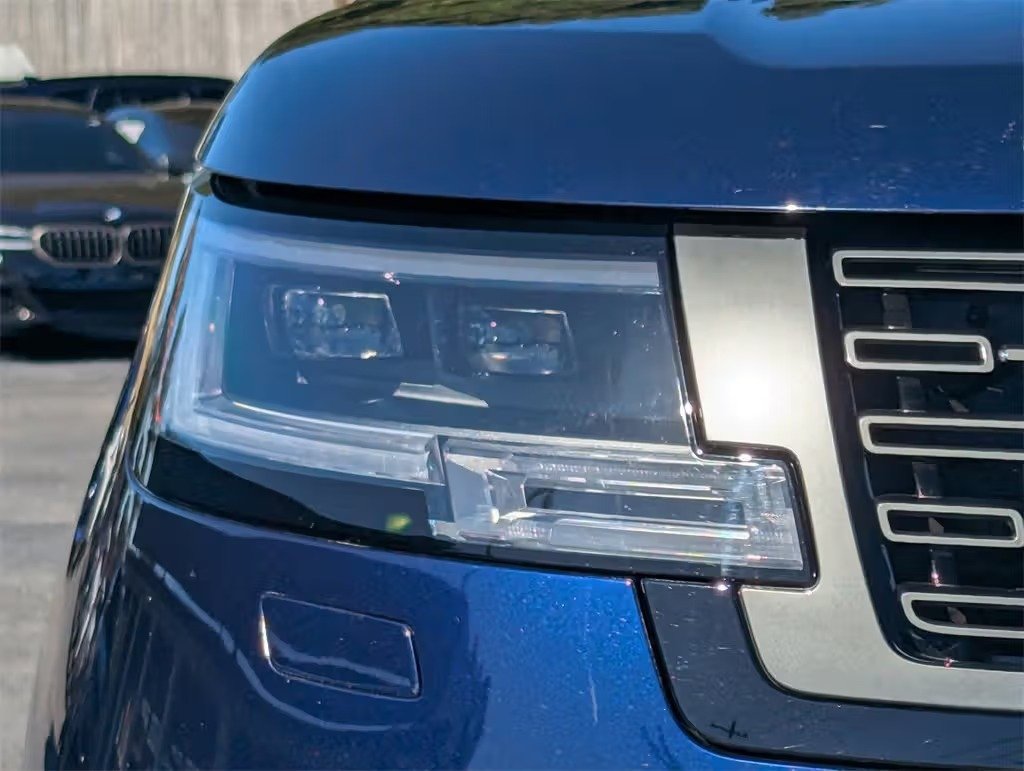 صورة السيارة