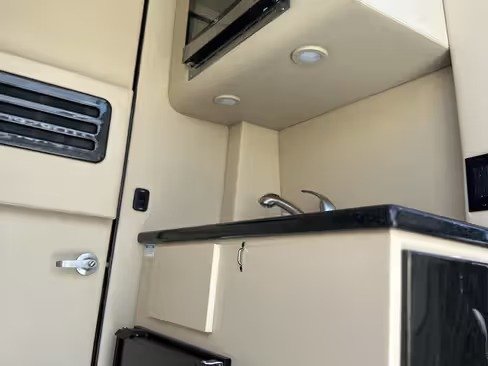 صورة السيارة