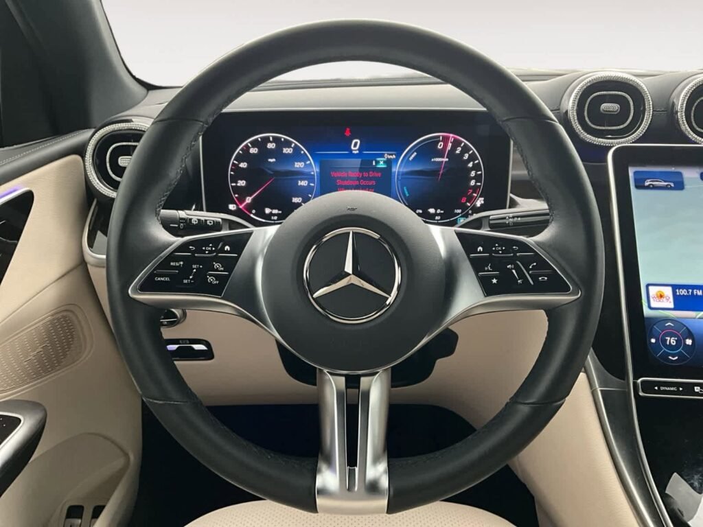 صورة السيارة