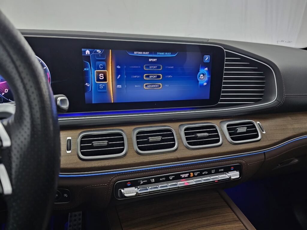 صورة السيارة